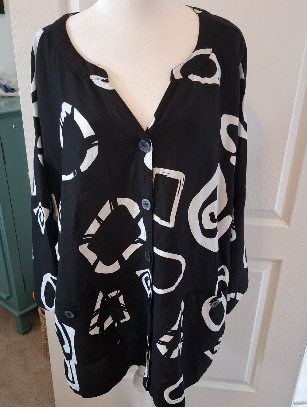 Ali Miles Black Tunic with White Abstract Motif